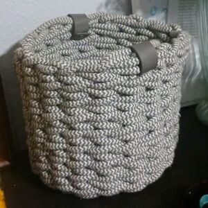 ❄️3/$20❄️ Woven Storage Basket with Handles